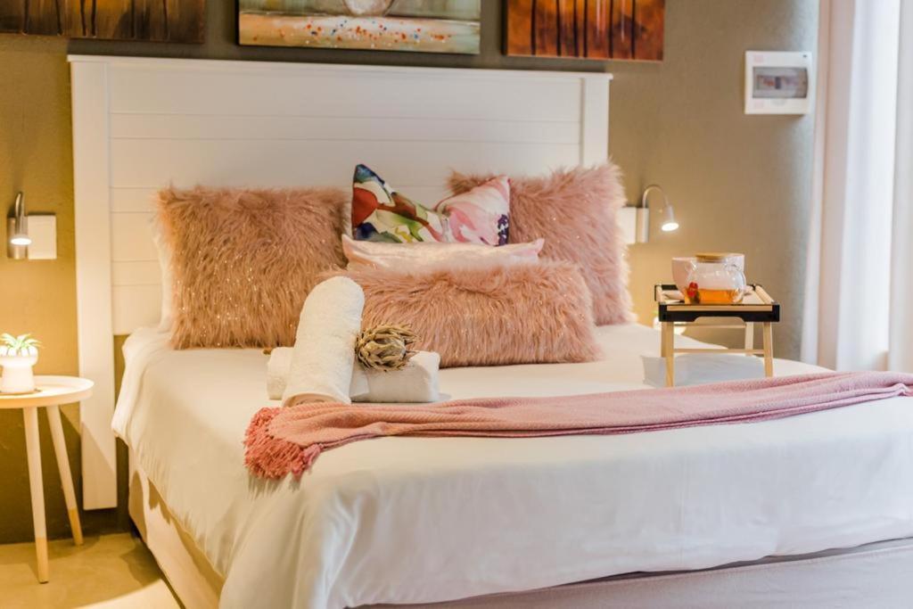 Mariu Upmarket Accommodation Mbombela Bagian luar foto