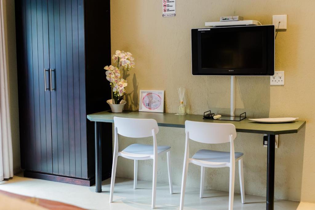 Mariu Upmarket Accommodation Mbombela Bagian luar foto