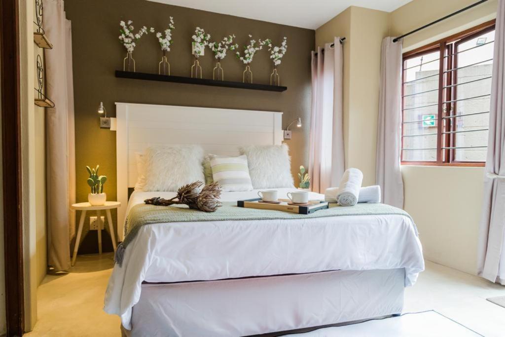 Mariu Upmarket Accommodation Mbombela Bagian luar foto