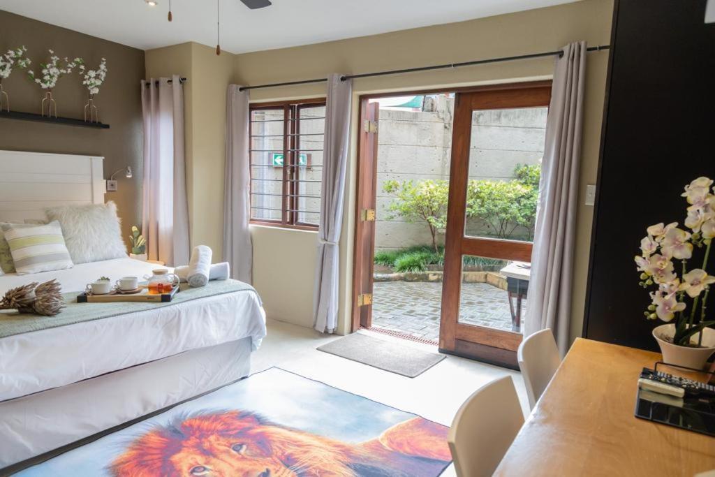 Mariu Upmarket Accommodation Mbombela Bagian luar foto